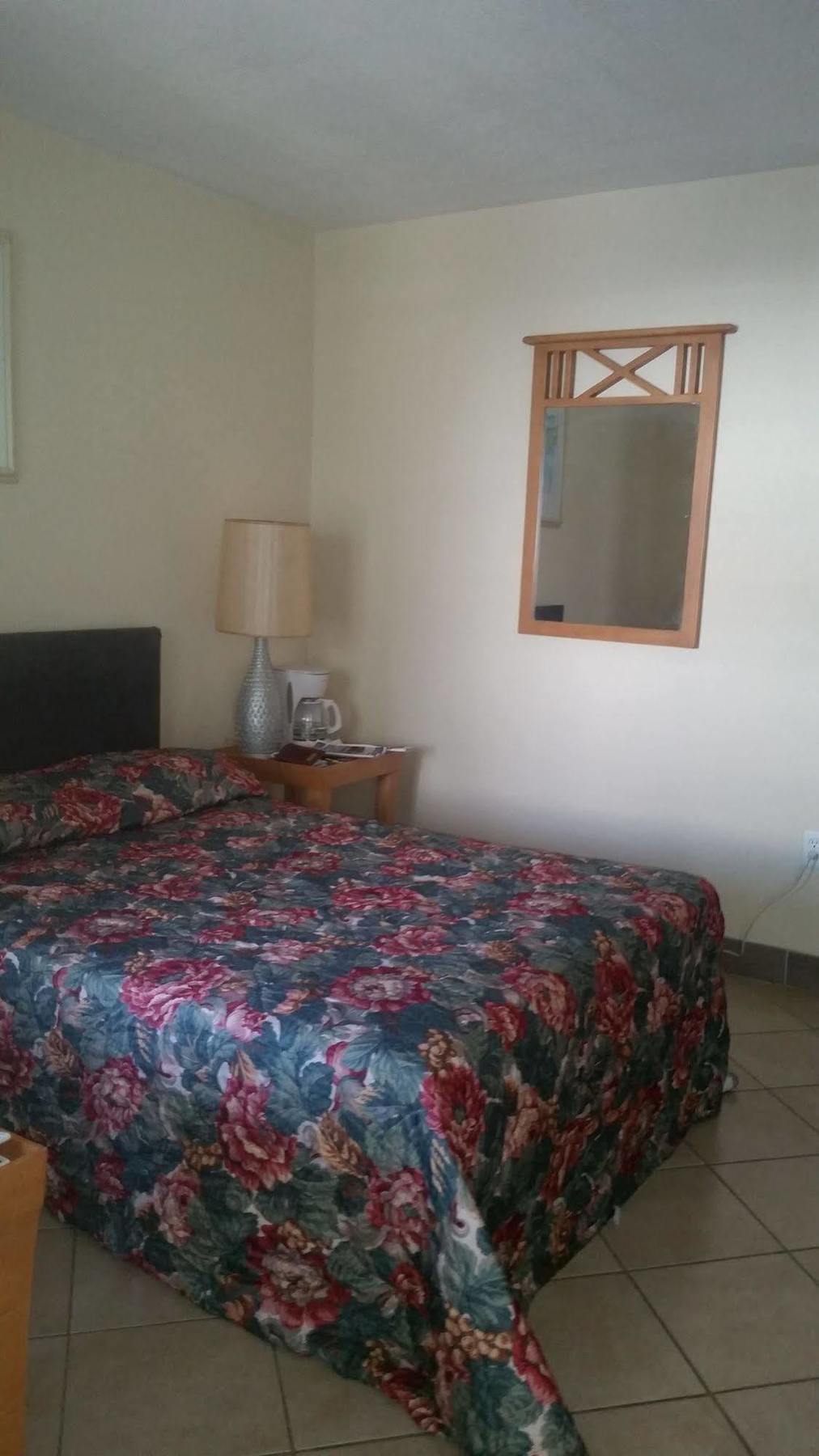 Martinique Hotel Lake Worth Beach Eksteriør billede